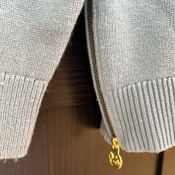 Sweater - Picture 5 of 5